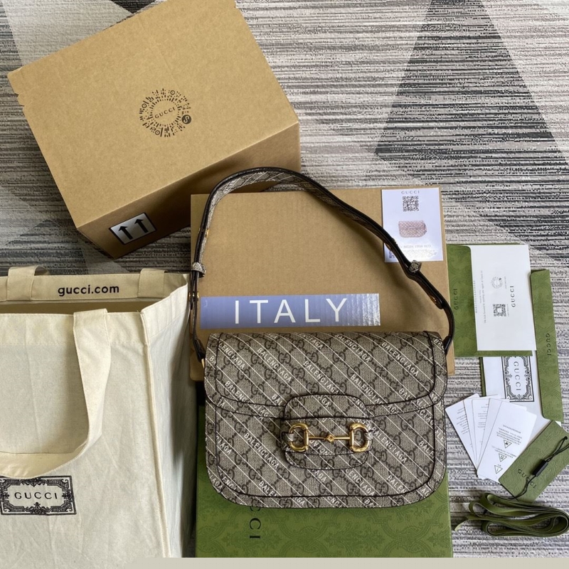 G*u*i top handle bags
